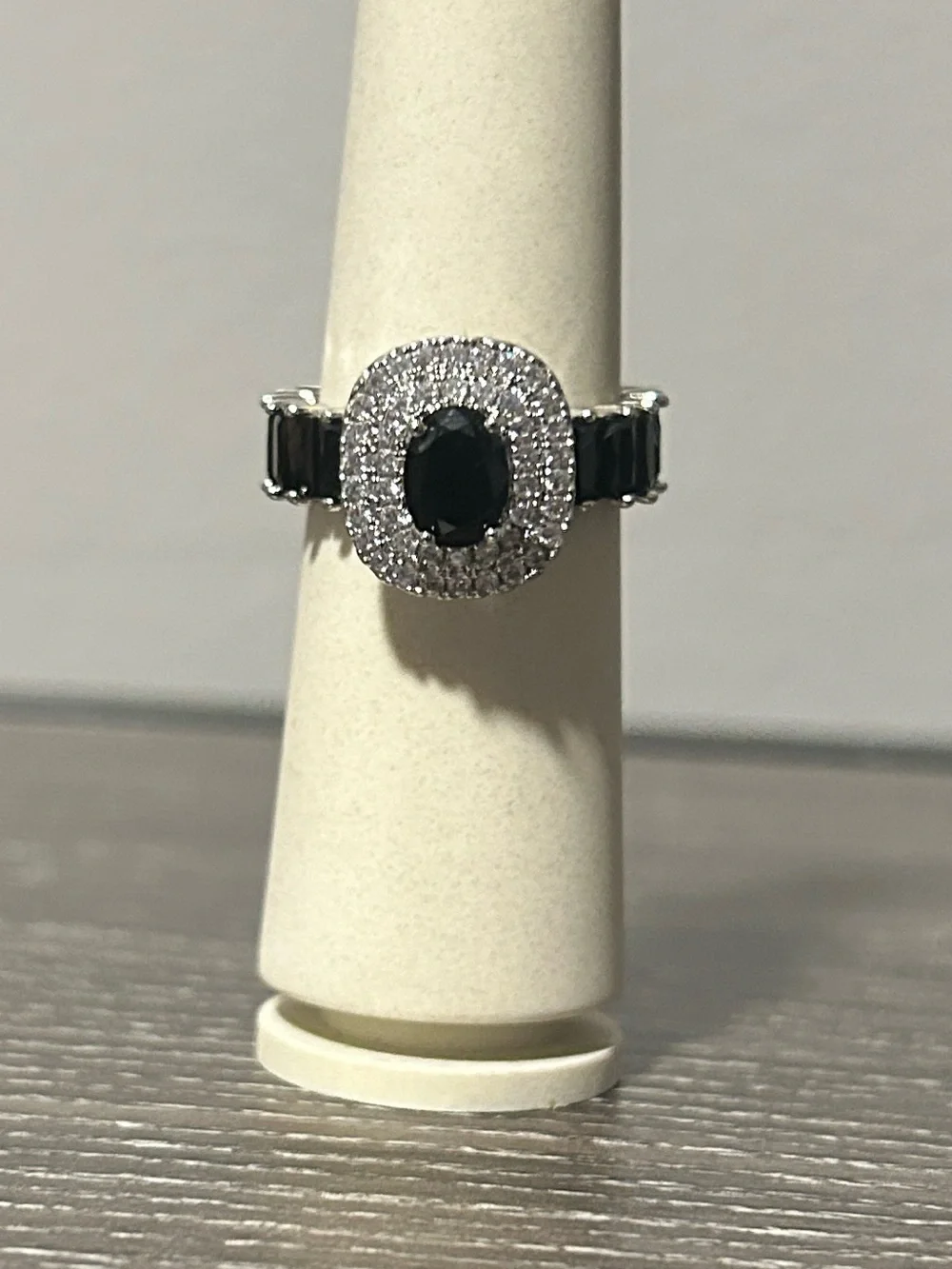 N/A halo ring